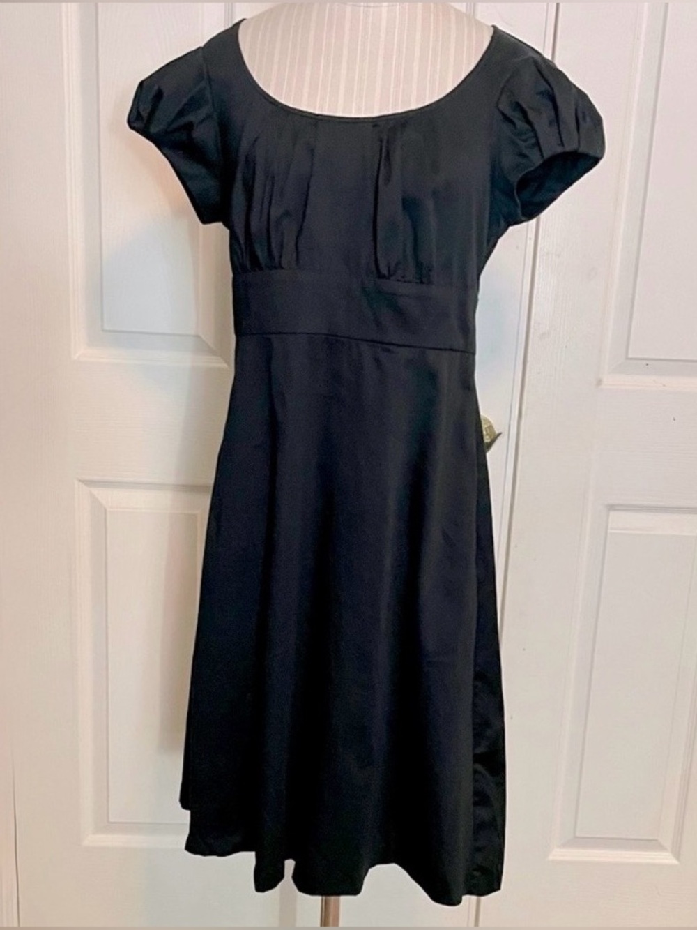 The Limited Vintage 2000s Y2K Black Fit & Flare Dress Size 4 Puff Sleeve Retro